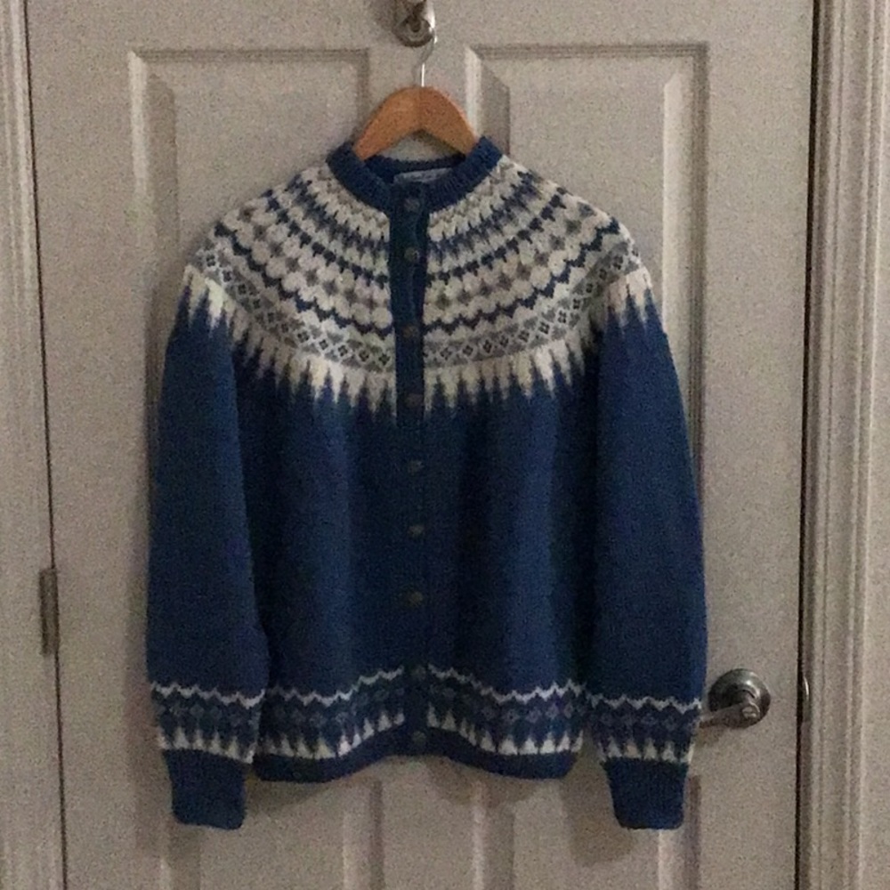 Cardigan Sweater Hand-knit wool from Norway light blue with multi-color yoke